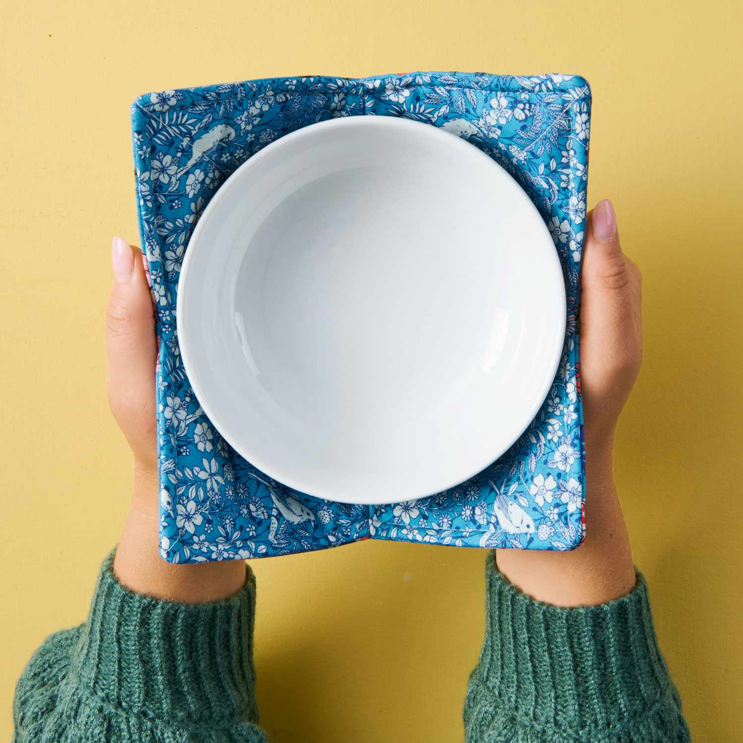 Free Soup Bowl Cozy Pattern with regard to Free Printable Microwave Plate Cozy Pattern