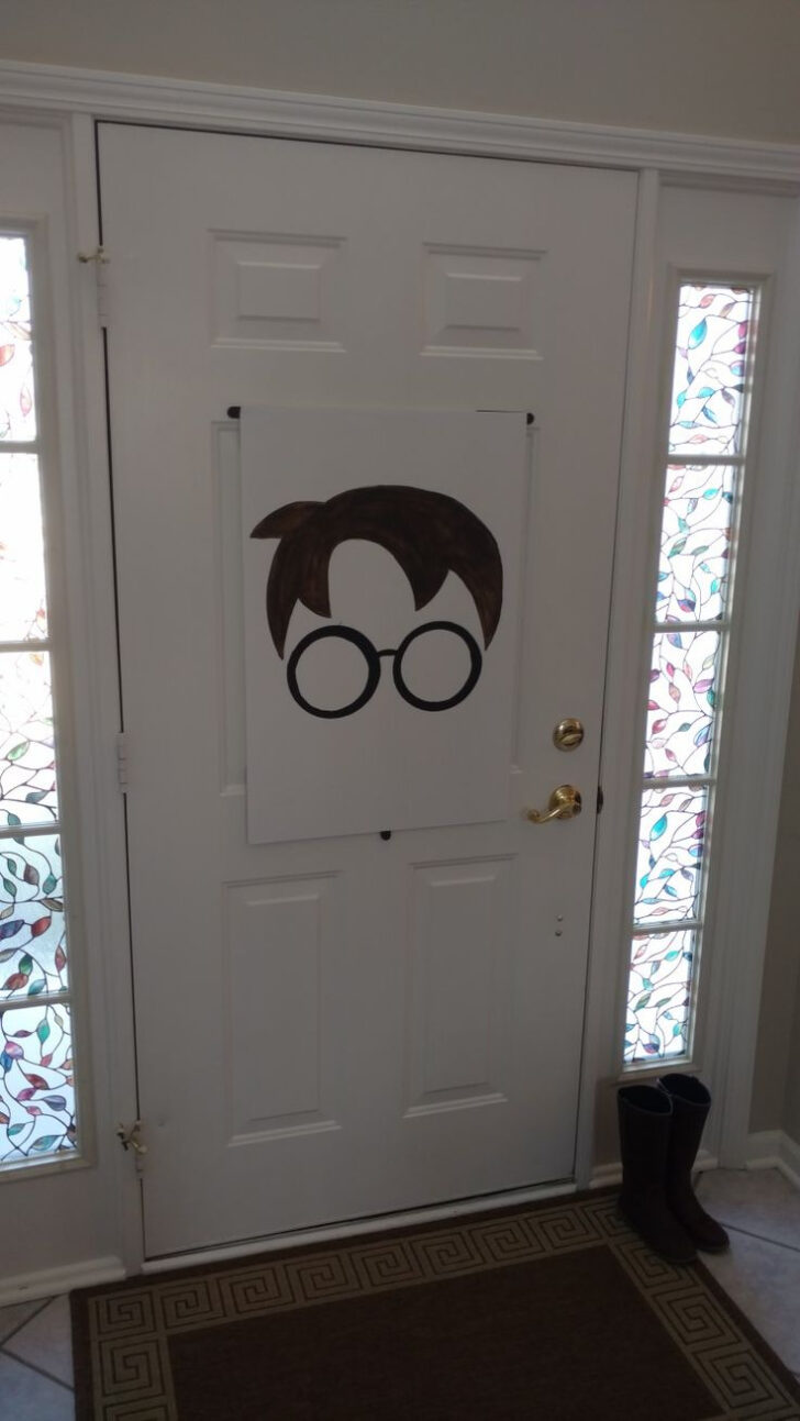 Pin the Scar on Harry Potter Free Printable
